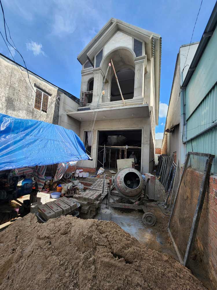 Thi công xây dựng trọn gói nhà phố 2 tầng hiện đại. Ảnh 3