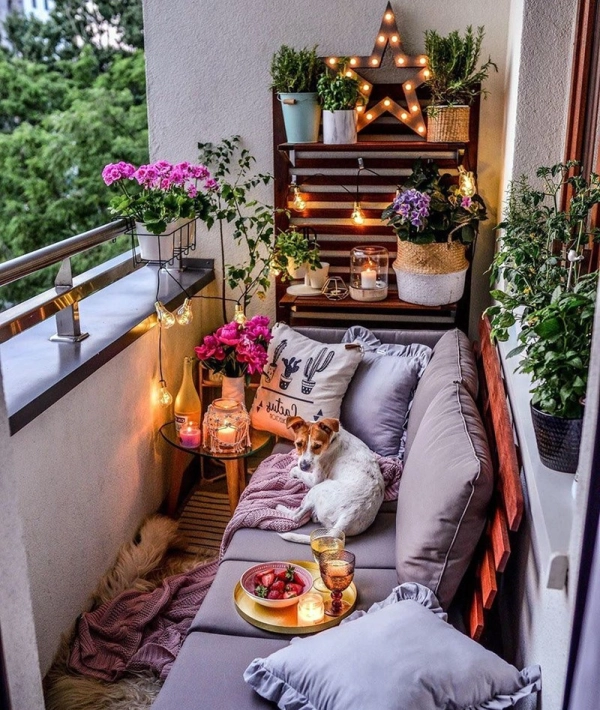 trang-tri-ban-cong-1