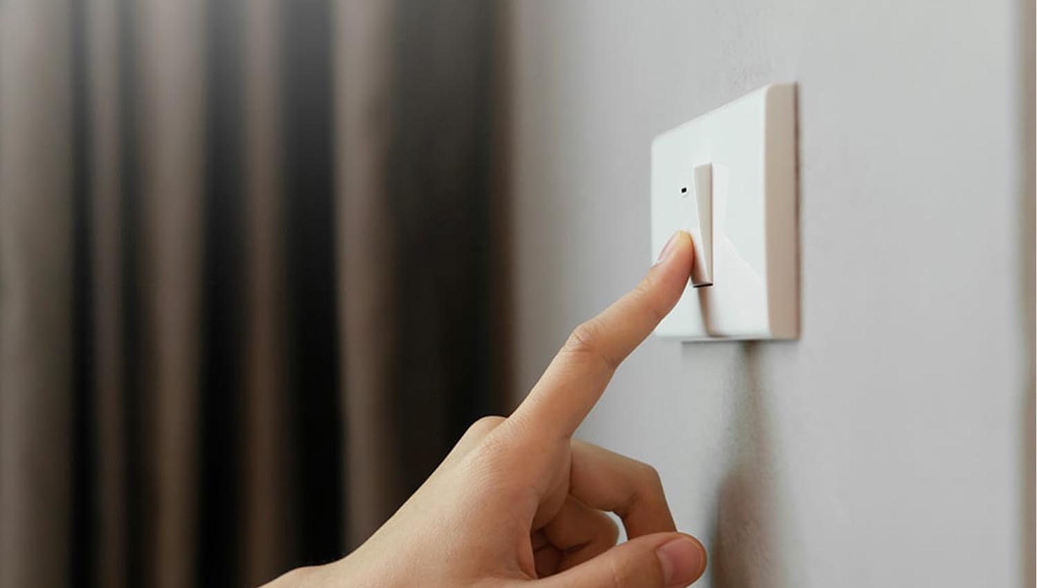 Giải mã công tắc 3 cực: Cách hoạt động và lợi ích 4 Giải mã công tắc 3 cực: Cách hoạt động và lợi ích 4